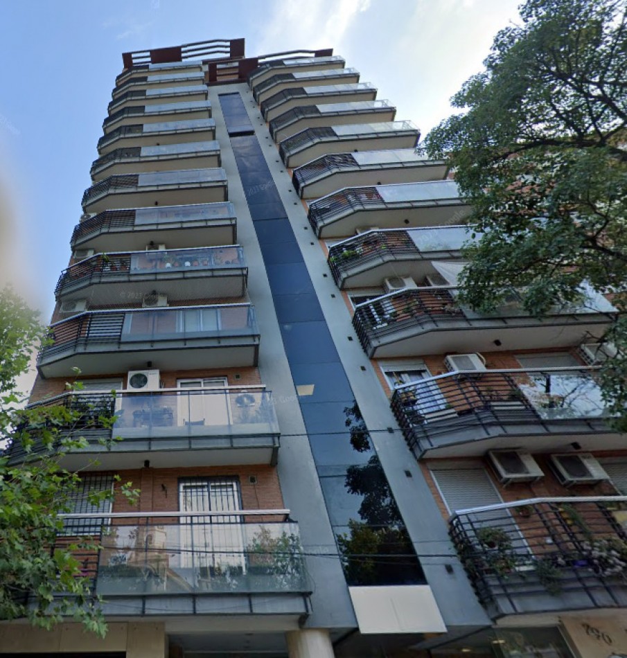 2 dormitorios con dependencia y patio